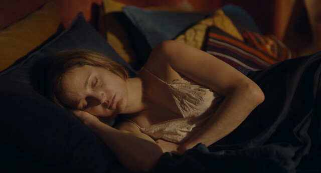 Vicky Krieps nude – Journey Into the Desert (Ingeborg Bachmann - Reise in die Wüste) (2023)