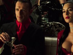 Monica Bellucci sexy – The Matrix Revolutions (2003)