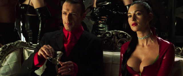 Monica Bellucci sexy – The Matrix Revolutions (2003)