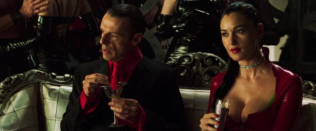 Monica Bellucci sexy – The Matrix Revolutions (2003)