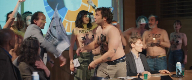 Noémie Merlant sexy – Une année difficile (2023)