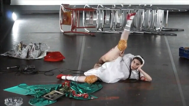 Juana Dolores nude – Troppo diva per un movimento assembleario (2023)