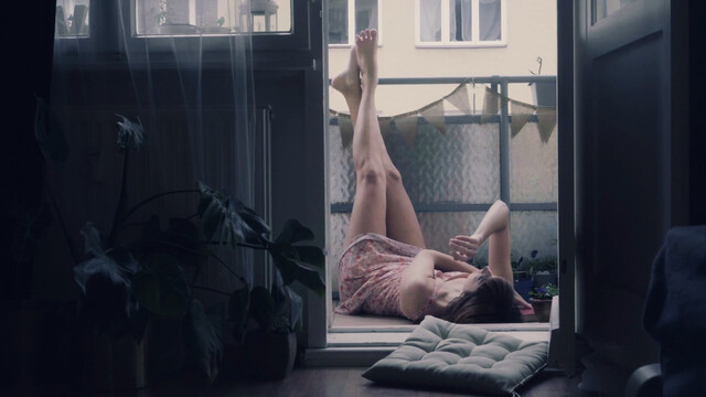 Irene Cruz sexy – Lockdown (2021)