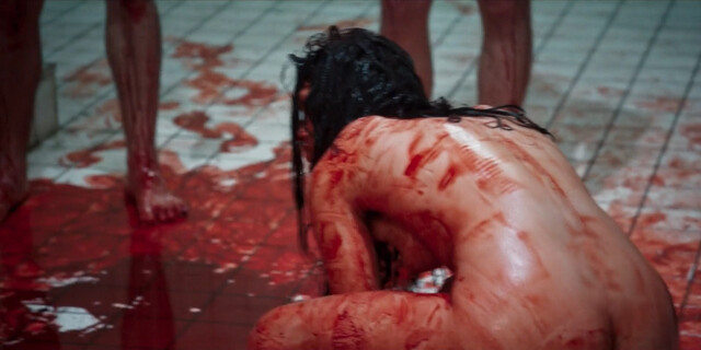 Ella Rumpf nude – Freud s01e04-05 (2020)