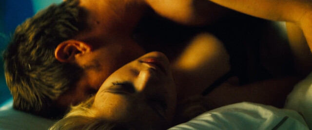 Scarlett Johansson sexy – The Island (2005)