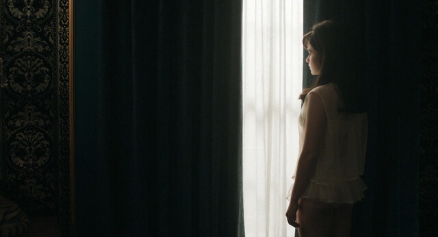 Cailee Spaeny sexy – Priscilla (2023)