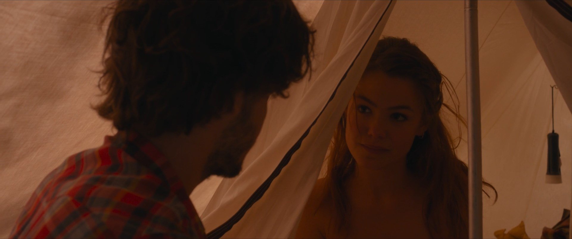 Abbey Hoes nude – Ventoux (2015)