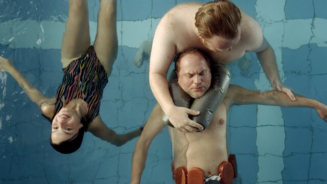 Abbey Hoes nude – Nena (2014)