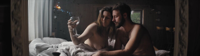 Sabine Thun nude – Godt Nytår (2020)