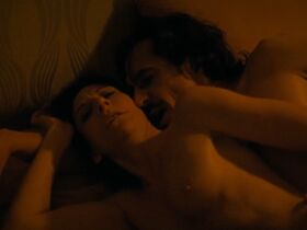 Malena Alterio nude – Que nadie duerma (2023)