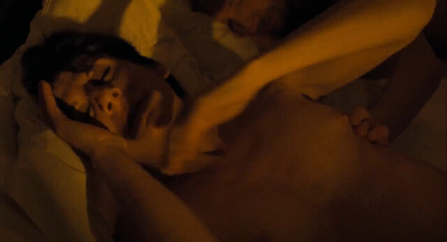 Malena Alterio nude – Que nadie duerma (2023)