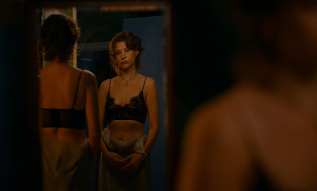 Sandra Turéll Henningsen sexy – Valerie (2022)