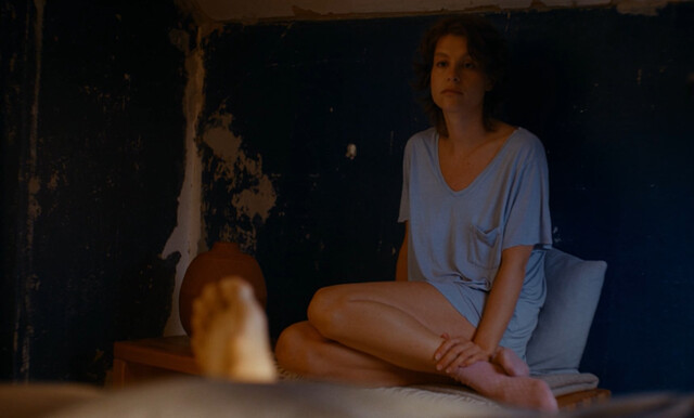 Sandra Turéll Henningsen sexy – Valerie (2022)