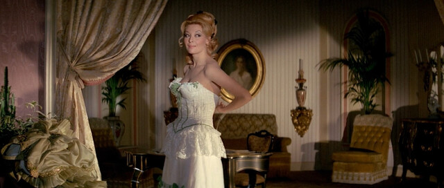 Fabienne Dali nude – Mayerling (1968)