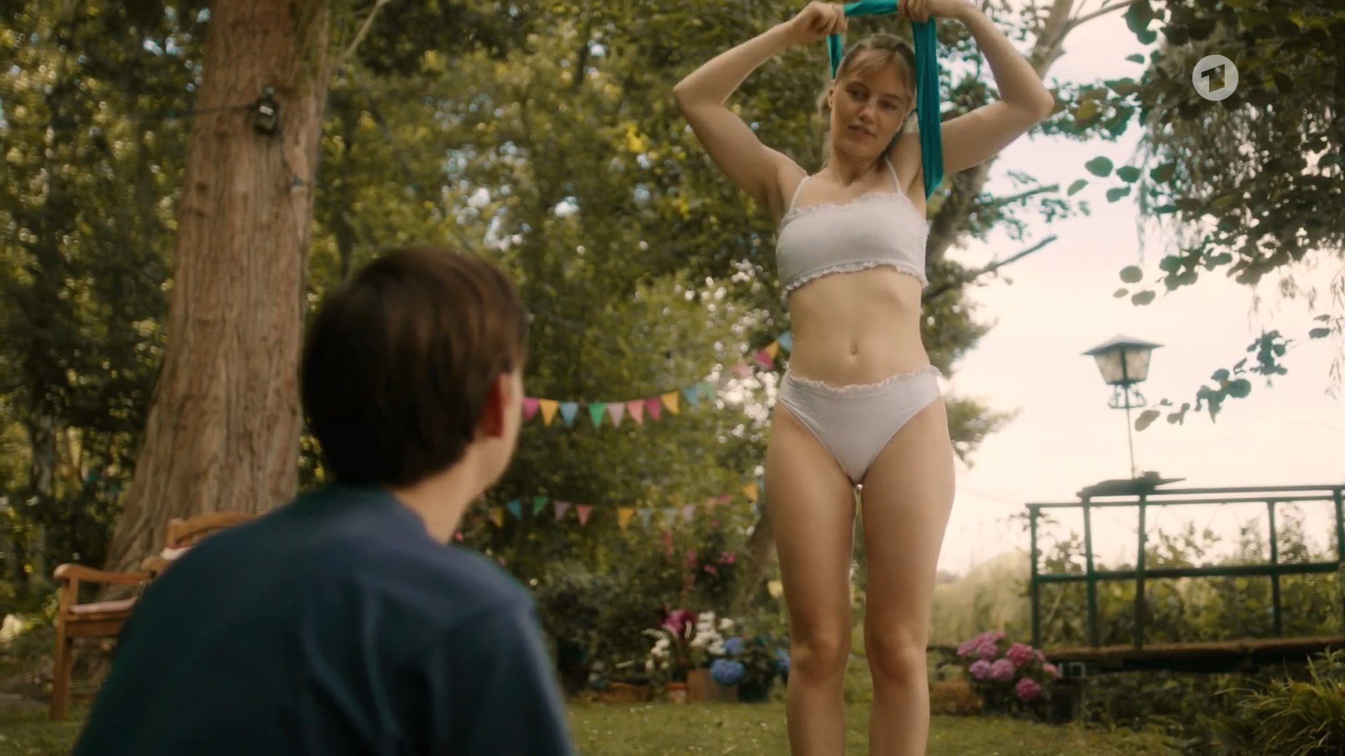 Louise Sophie Arnold sexy – Käthe und ich s05e02 (2024)