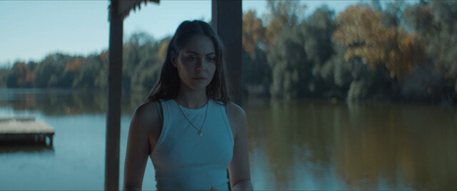 Willa Holland sexy – The Dirty South (2023)