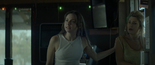 Willa Holland sexy – The Dirty South (2023)