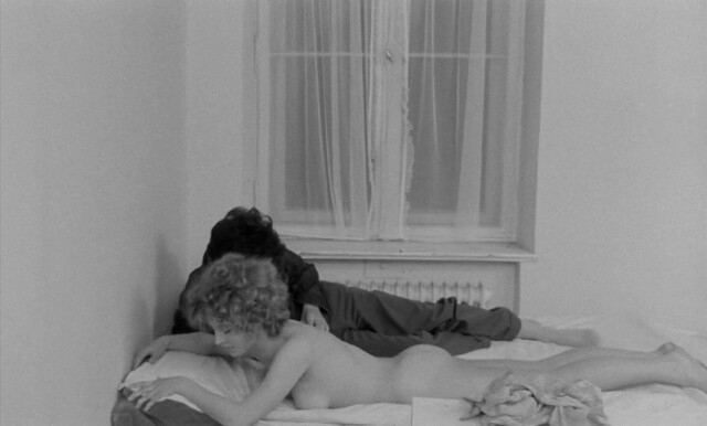 Hanna Schygulla nude – Liebe ist kälter als der Tod (1969)