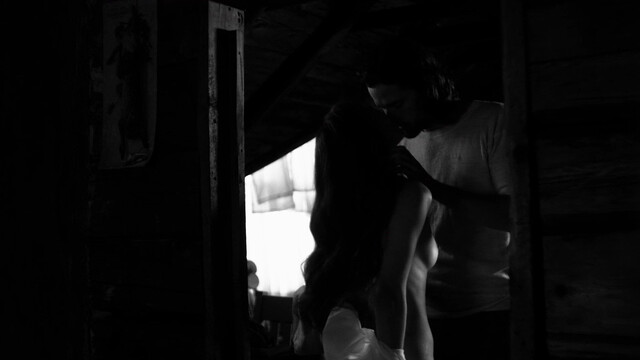 Jet Jandreau nude – Attack of the Flies (2023)