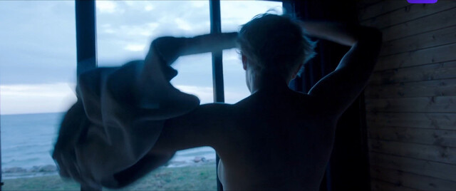 Polina Maksimova nude – Offline s02e08 (2023-2024)