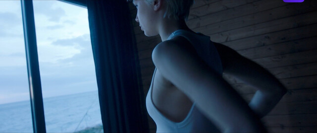 Polina Maksimova nude – Offline s02e08 (2023-2024)