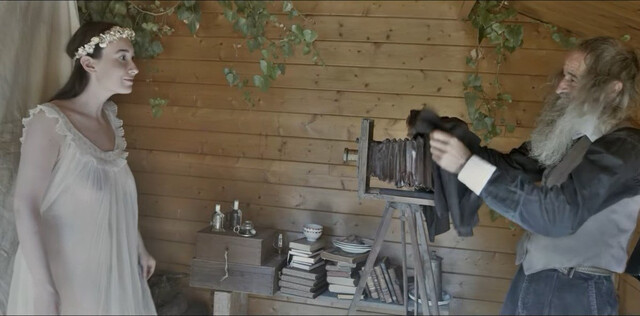 Stella Icard nude – Le miracle des roses (2024)