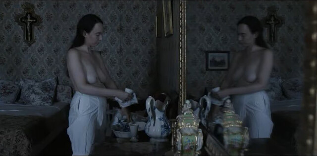 Stella Icard nude – Le miracle des roses (2024)