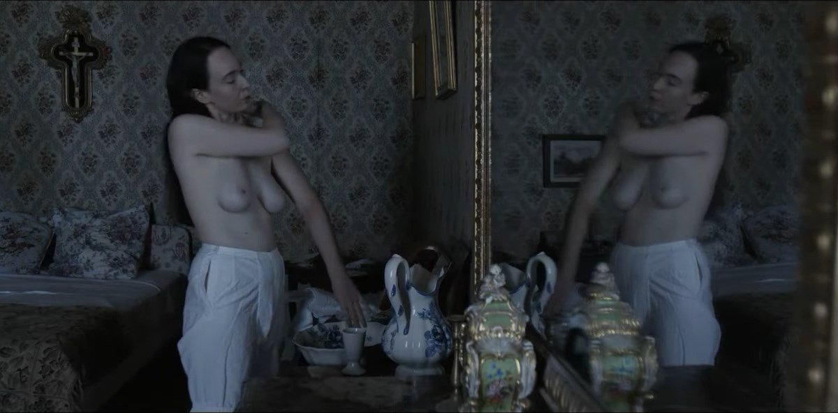 Stella Icard nude – Le miracle des roses (2024)