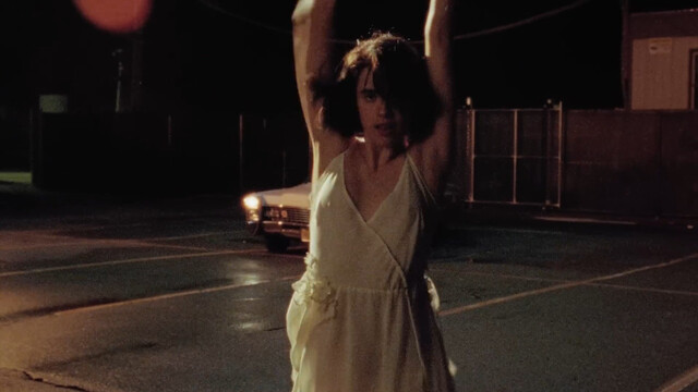 Margaret Qualley sexy – Tiny Moves (2024)