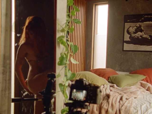 Maria Lazaro nude – 21 Positions (21 Paraiso) (2022)