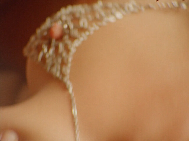 Maria Lazaro nude – 21 Positions (21 Paraiso) (2022)