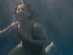 Maria Caballero sexy – La noche más larga s01e03 (2022)