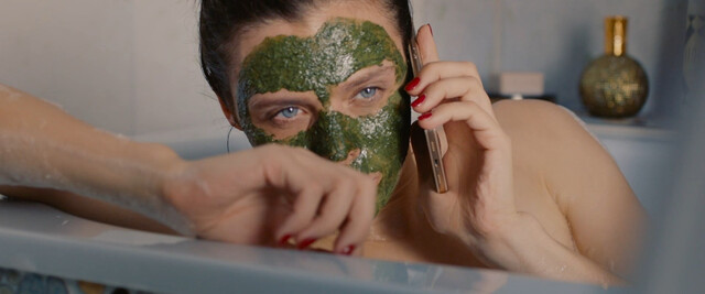 Margarita Breitkreiz nude – Kaviar (2019)