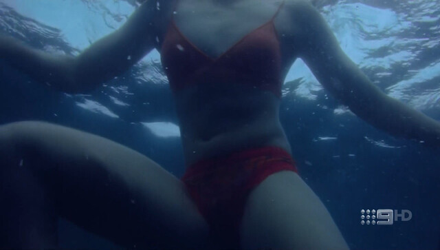 Marlee Barber sexy – Bite Club s01e07 (2018)