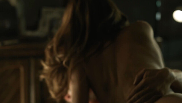 Sarah Roemer nude – Chosen s02e04 (2013)