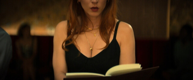 Kaley Cuoco sexy – Role Play (2023)