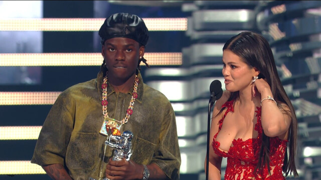 Selena Gomez sexy – MTV Video Music Awards Uncensored Backhaul (2023)