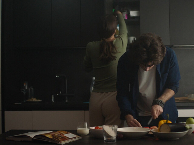 Elizaveta Shakira sexy – Kristina ot A do Ya s01e01-04 (2023)