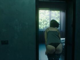 Tina Stojilkovic sexy – Offline s02e06 (2023-2024)