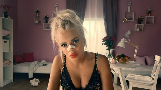 Ekaterina Shkuro sexy – Zona komforta s03e01 (2024)