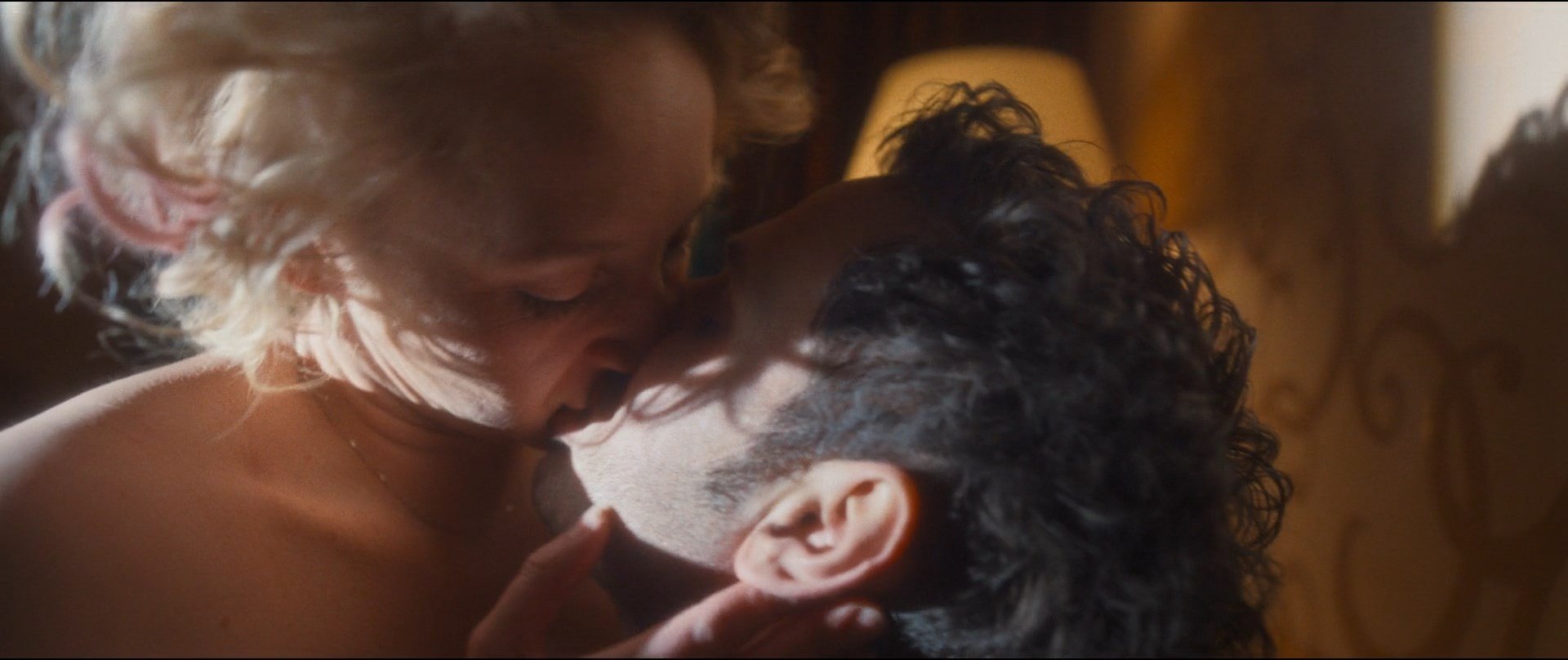 Anna Maria Mühe sexy – Sophia, der Tod und ich (2023)