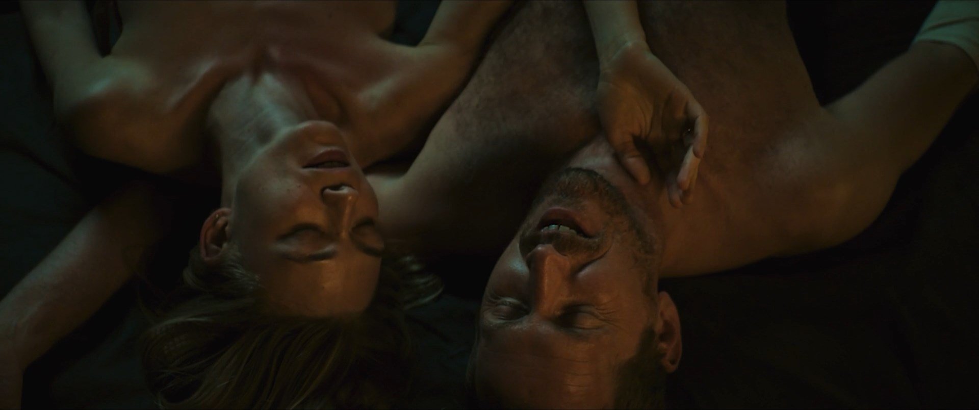 Oksana Akinshina nude – Sindrom (2023)