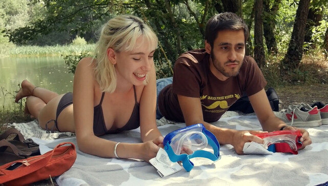 Violeta Rodríguez sexy – Violeta no coge el ascensor (2019)