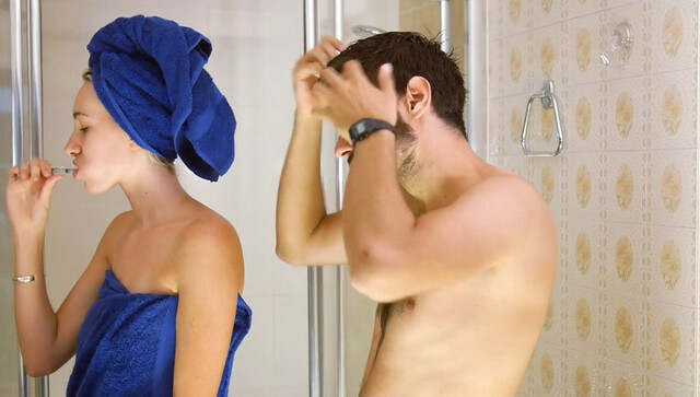 Violeta Rodríguez sexy – Violeta no coge el ascensor (2019)