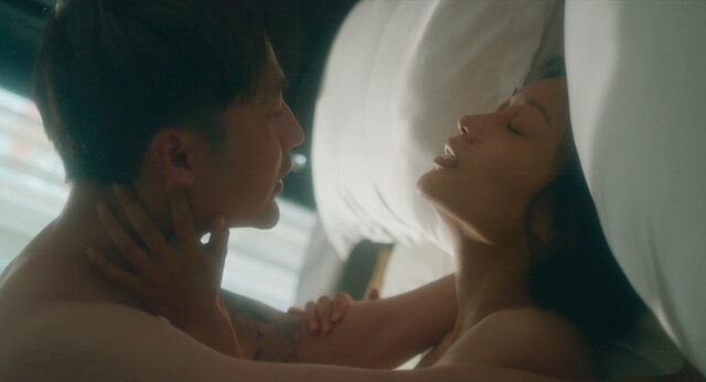 Yuan Tian nude – White River (Yan Jiao) (2023)