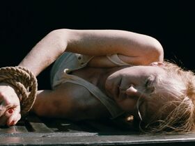 Amy Hargreaves sexy – Hungry Dog Blues (2022)