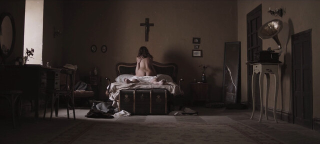 Alba José nude – Cartas ciegas (2017)