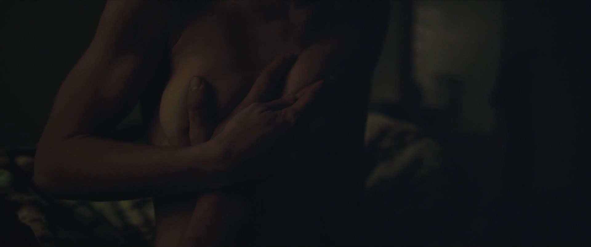 Vicky Luengo nude – Riot Police (Antidisturbios ) s01e03-05 (2020)