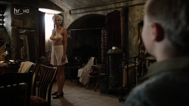 Najet Korel sexy – Die Himmelsleiter - Sehnsucht nach Morgen (2015)