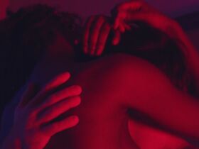 Kelah Winfield sexy – Inexistent (2023)